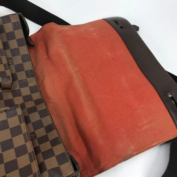 LOUIS VUITTON Damier Broadway Crossbody Messenger Bag - Picture 7 of 16